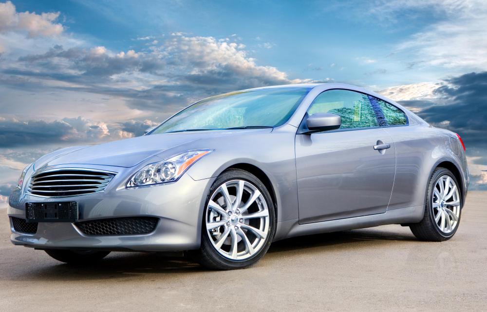 What are Sun Visors? (with picture)