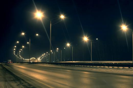 While DRLs are designed to be automatic, drivers must still turn on their lights when driving at night.